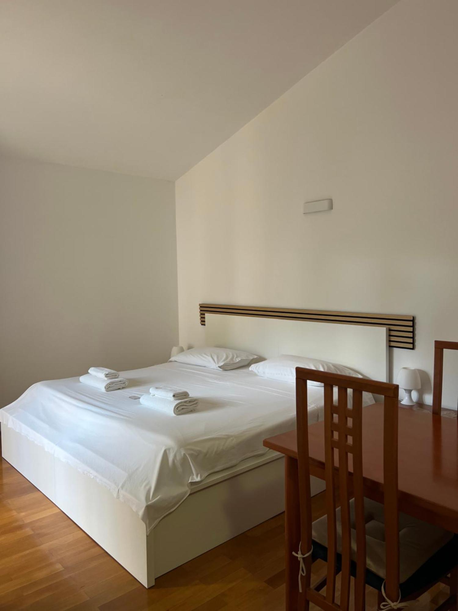 Villa Hosta Apartments Hvar Town Exterior photo